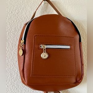 Cool Trendy Mini Backpack - Caramel Leather